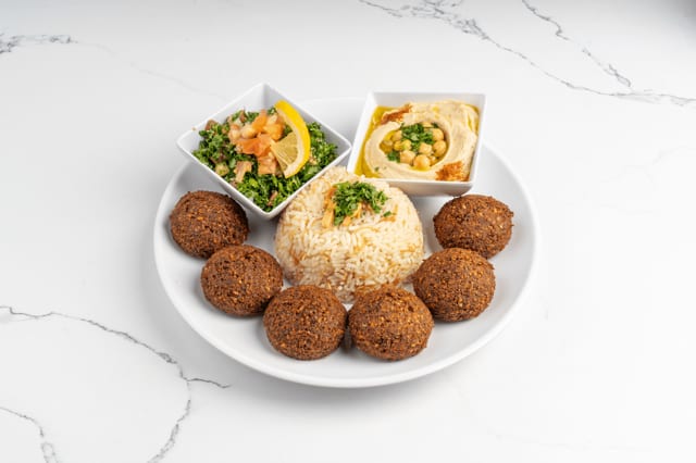 Falafel Platter (6 Pcs).